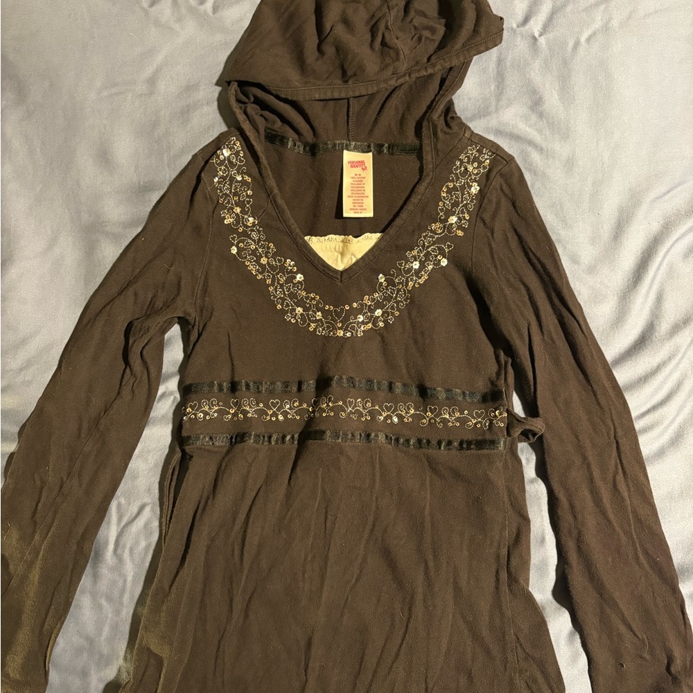 Embroidered black Hooded Top